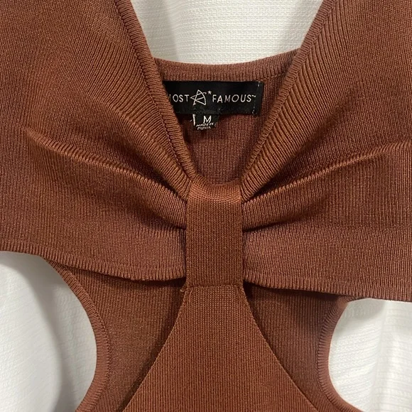 Elegant Brown Cut-Out Dress - Picture 5 of 5